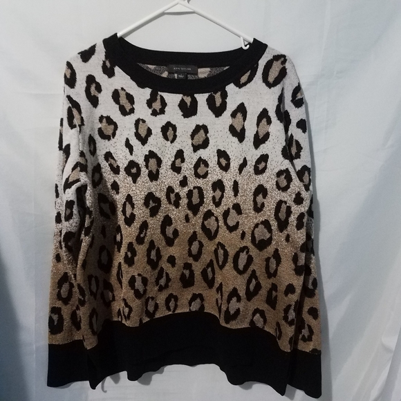 Ann Taylor Sweaters - Ann Taylor Animal Print Sweater SZ L